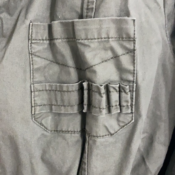 Army green jacket - Picture 4 of 6